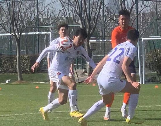 黄色国产免费观看
