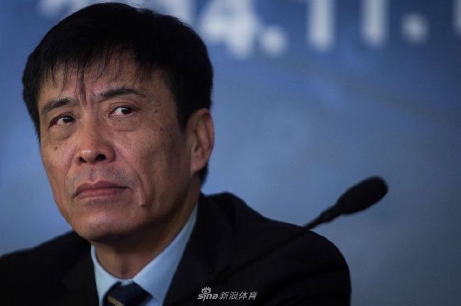 千仞雪比基尼泳装